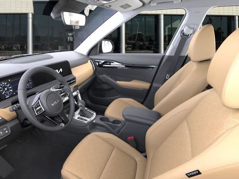 New 2026 Kia Seltos EX FWD image 17