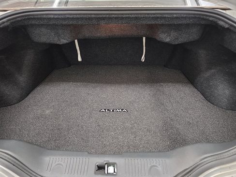 Used 2012 Nissan Altima 3.5 SR image 35