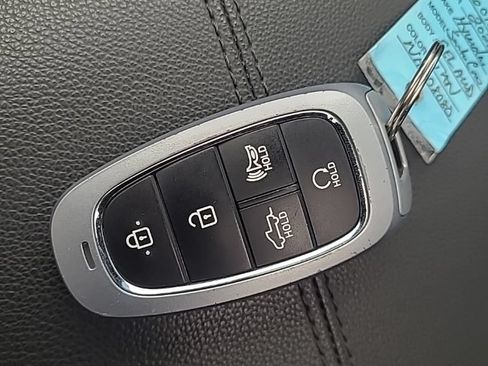 Used 2022 Hyundai Santa Cruz SEL Premium AWD/4WD image 29