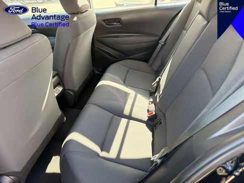Used 2025 Toyota Corolla LE FWD image 11