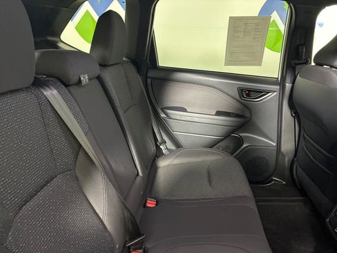 Used 2025 Subaru Forester Premium w/ Convenience Package #2 AWD/4WD image 27