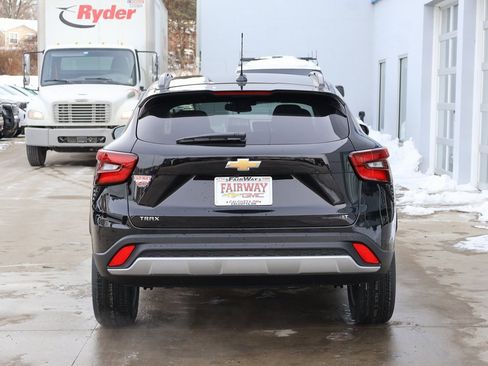 New 2026 Chevrolet Trax LT image 9