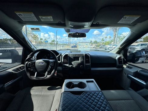 Used 2017 Ford F150 XLT RWD image 6