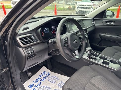 Used 2018 Kia Optima LX image 58