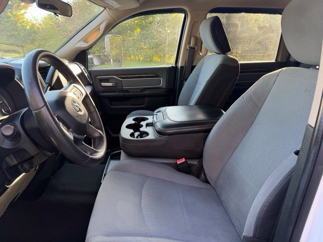 Used 2020 RAM 3500 Big Horn AWD/4WD image 16