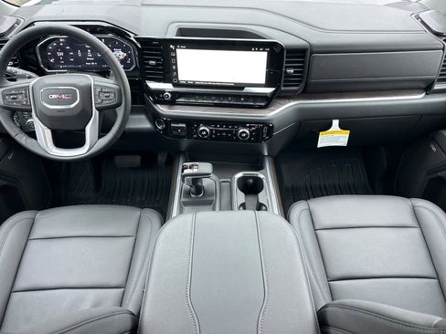 New 2026 GMC Sierra 1500 SLT w/ SLT Premium Package image 11