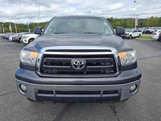 Used 2013 Toyota Tundra 4x4 Double Cab w/ Tow Pkg image 2