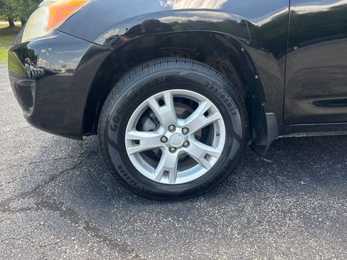 Used 2012 Toyota RAV4 4WD w/ Upgrade Value Pkg image 30