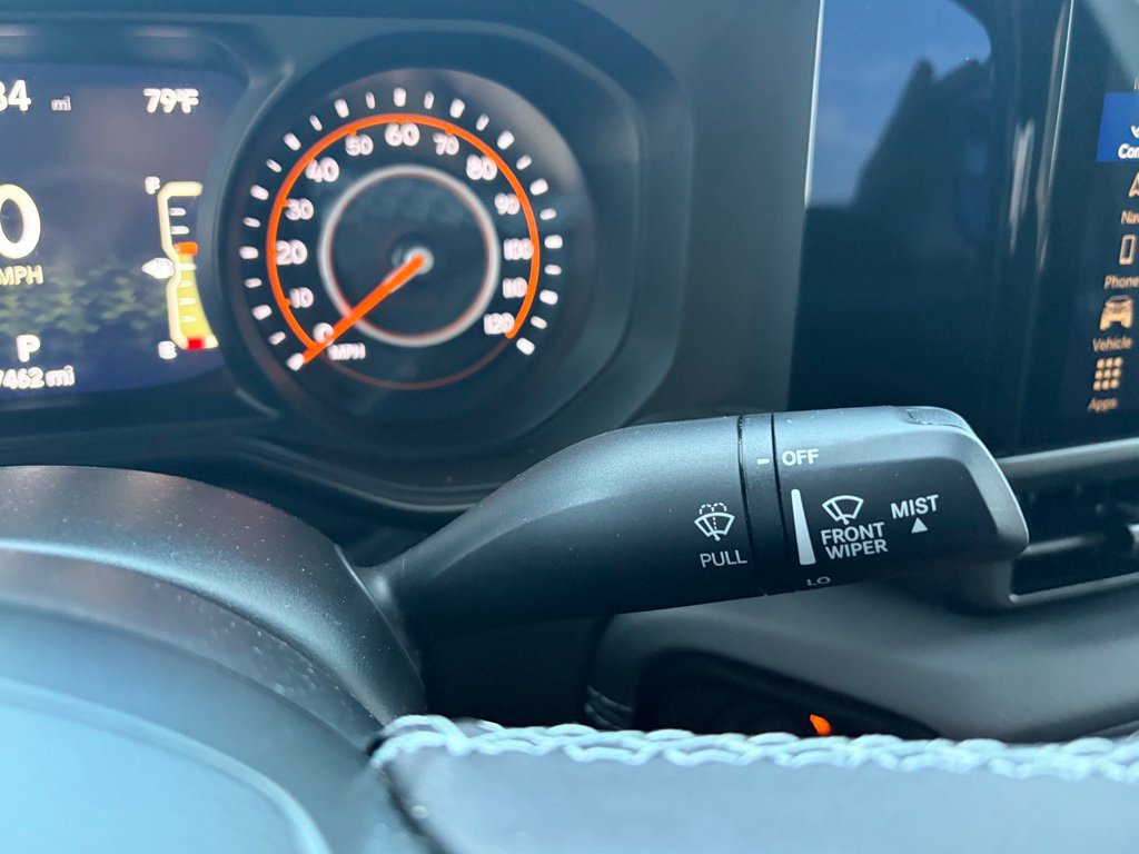Used 2025 Jeep Gladiator Mojave w/ Technology Group AWD/4WD image 51