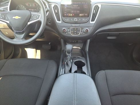 Used 2024 Chevrolet Malibu LT image 22