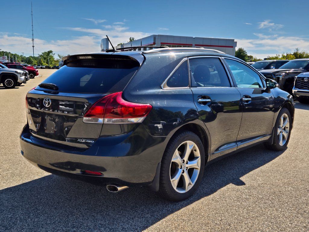 Used 2013 Toyota Venza XLE AWD/4WD image 6