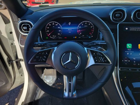 Used 2026 Mercedes-Benz GLC 300 image 21