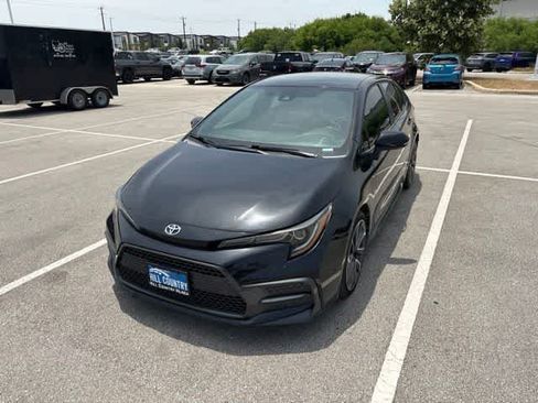 Used 2020 Toyota Corolla SE FWD image 1
