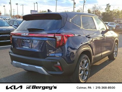 Certified 2026 Kia Seltos LX AWD/4WD image 3