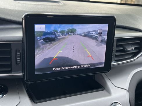 Used 2023 Ford Explorer XLT w/ Equipment Group 202A image 15