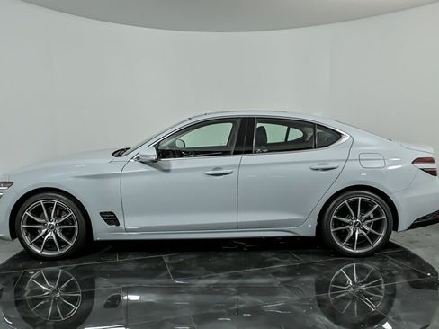 Used 2022 Genesis G70 2.0T w/ Prestige Package AWD/4WD image 6