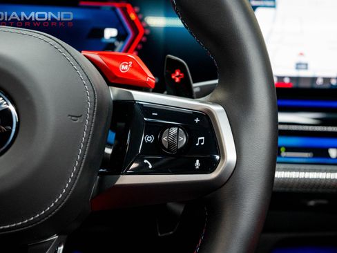 Used 2025 BMW M5 w/ Carbon Package image 92