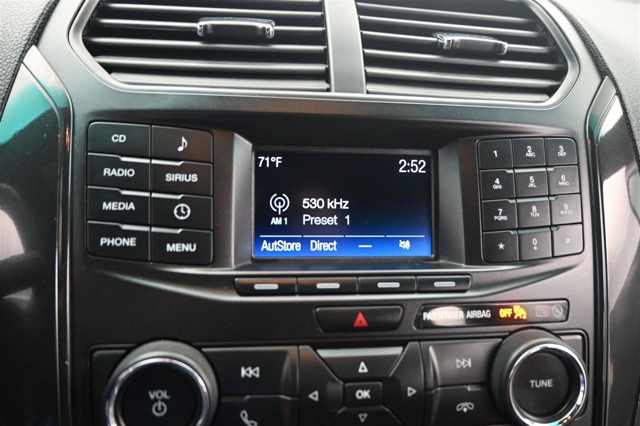 Used 2016 Ford Explorer XLT AWD/4WD image 14