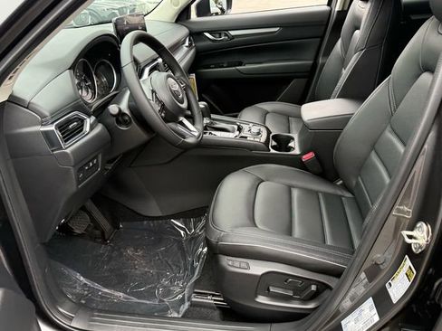 New 2025 MAZDA CX-5 AWD 2.5 S w/ Preferred Package image 4