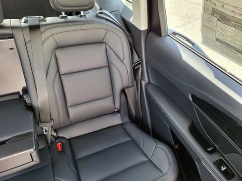 New 2026 Lincoln Nautilus Premier w/ Jet Appearance Package AWD/4WD image 15