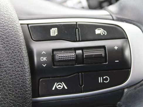 Certified 2023 Kia Sportage EX image 30