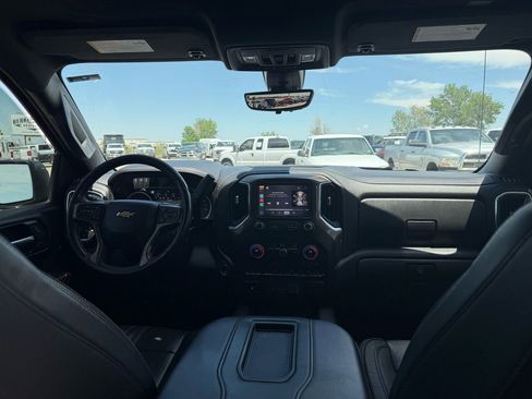 Used 2021 Chevrolet Silverado 1500 High Country w/ Technology Package AWD/4WD image 23