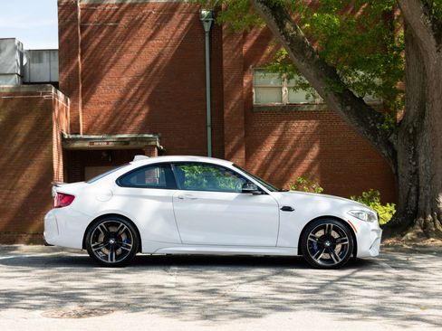 Used 2017 BMW M2 RWD image 6