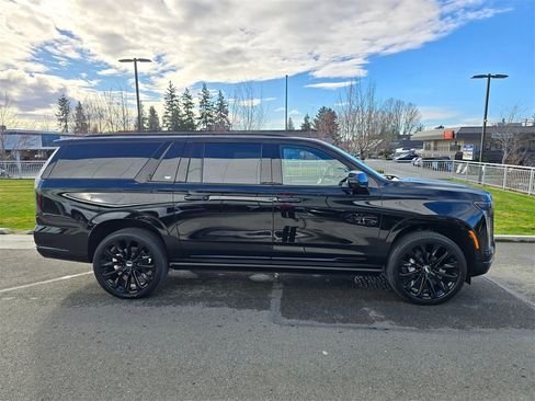 New 2026 Cadillac Escalade ESV Platinum Sport image 6