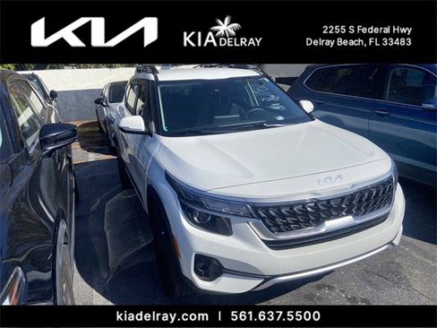 Used 2023 Kia Seltos Nightfall Edition image 2