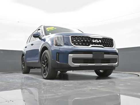 Used 2023 Kia Telluride EX X-Line image 41