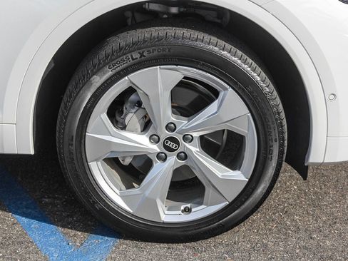 Certified 2022 Audi Q5 2.0T Prestige w/ Prestige Package image 10