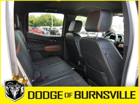 Used 2025 GMC Canyon AT4 AWD/4WD image 17