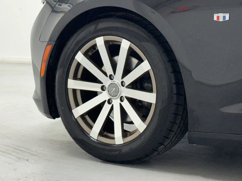 Used 2018 Chevrolet Camaro LT w/ Technology Package RWD image 22