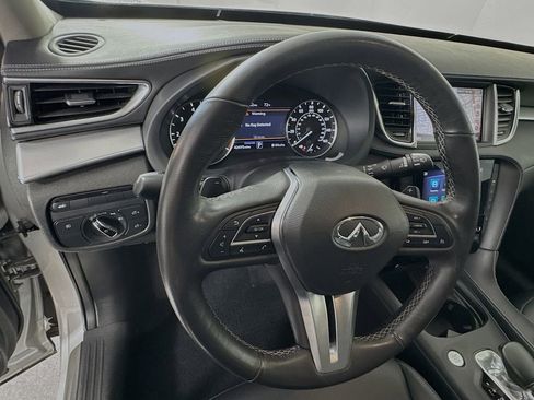 Used 2019 INFINITI QX50 Luxe w/ Navigation Package image 12