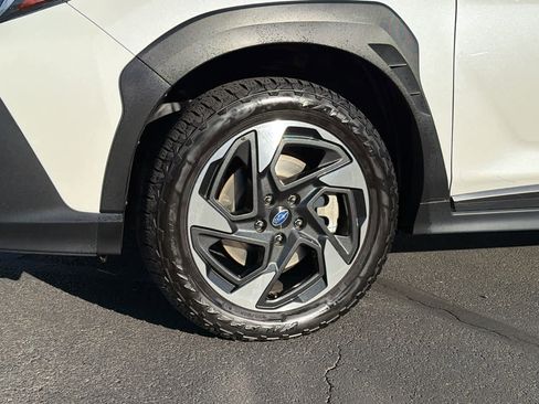 Used 2024 Subaru Crosstrek 2.5i Limited image 9