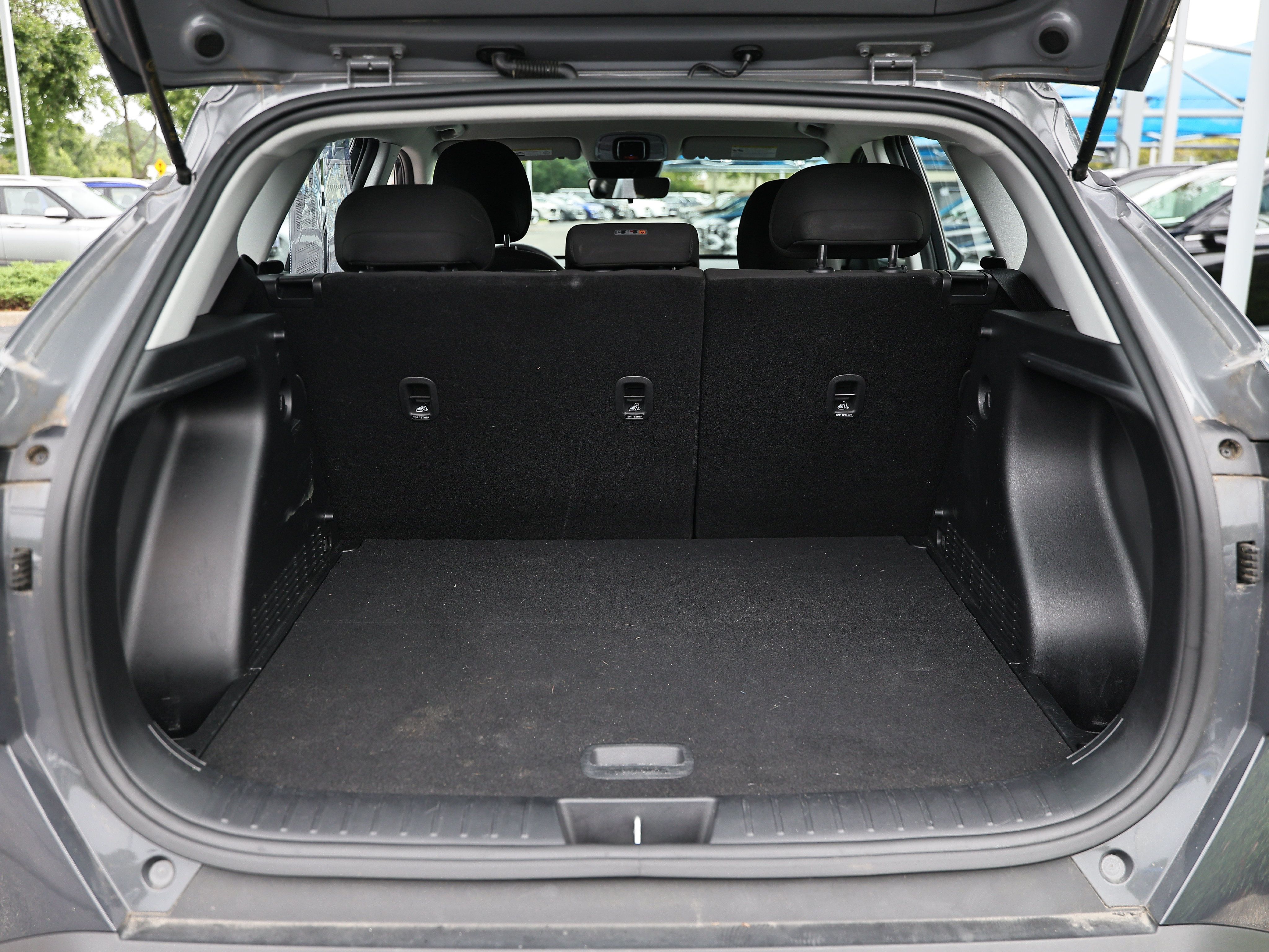Used 2024 Hyundai Kona SE FWD image 28