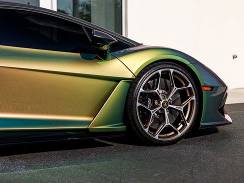 Used 2024 Lamborghini Revuelto AWD/4WD image 43