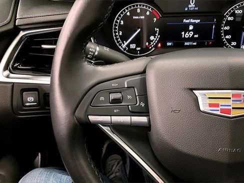 Used 2024 Cadillac XT6 Luxury image 24