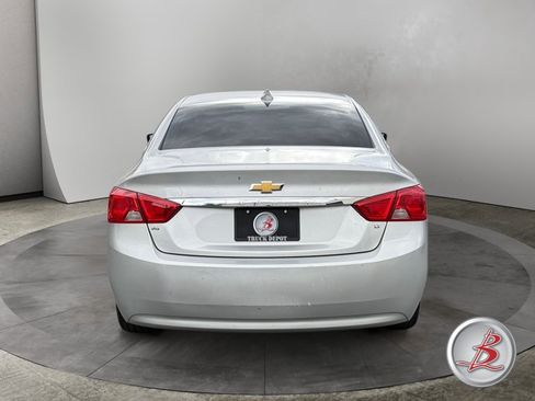 Used 2017 Chevrolet Impala LT FWD image 6