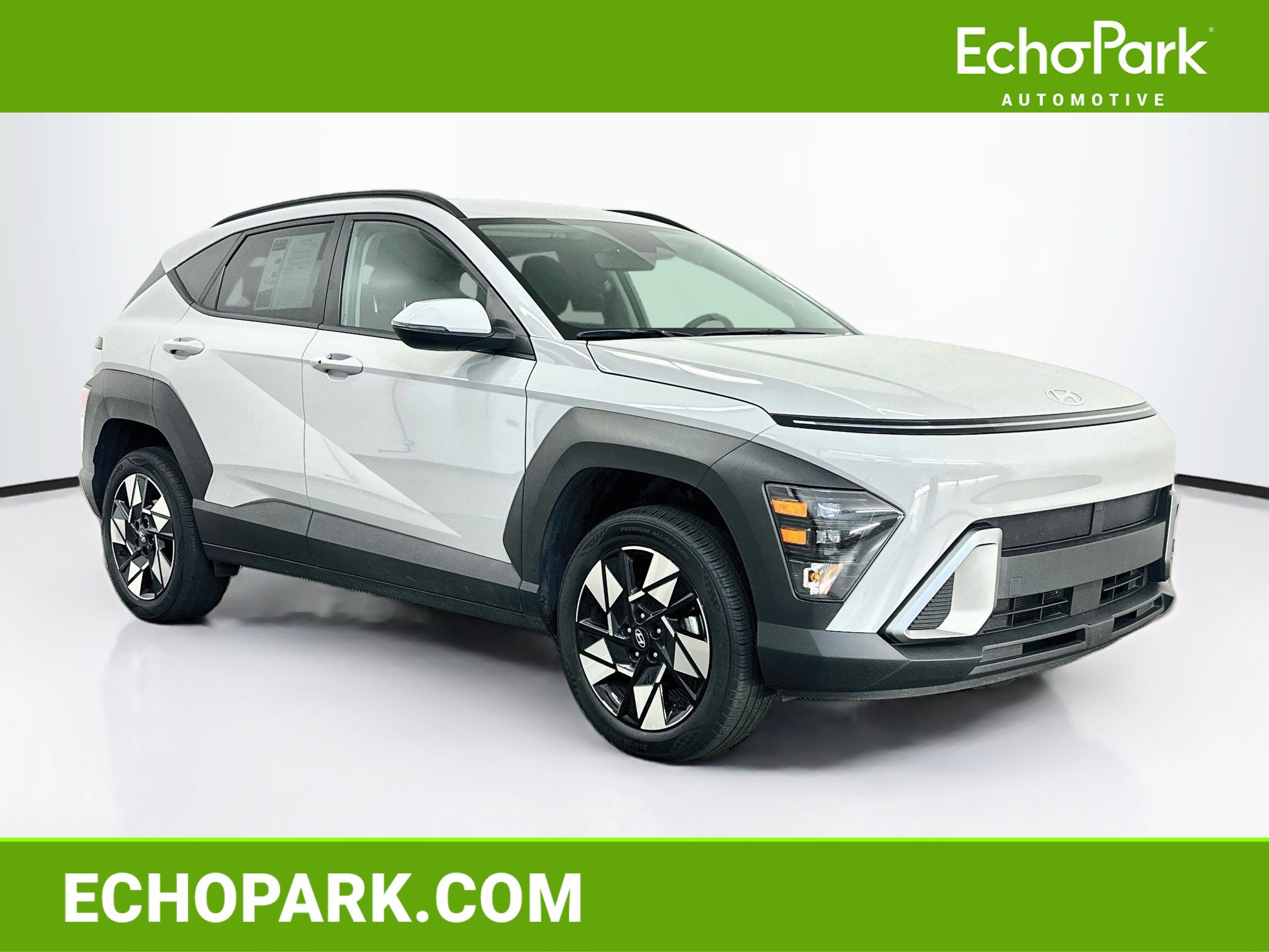 Used 2025 Hyundai Kona SEL AWD/4WD image 1