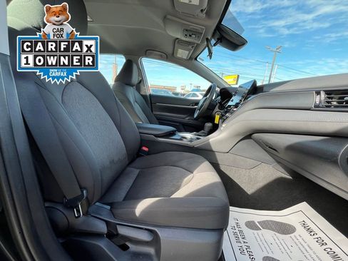 Used 2024 Toyota Camry LE image 19