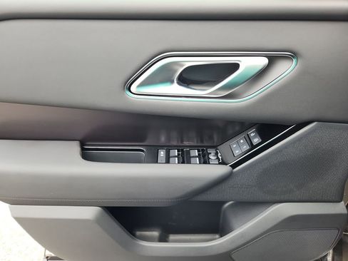 New 2026 Land Rover Range Rover Velar Dynamic SE image 24