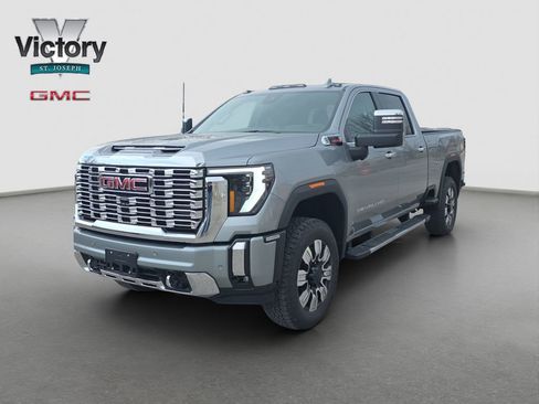 New 2026 GMC Sierra 2500 Denali w/ Technology Package AWD/4WD image 3