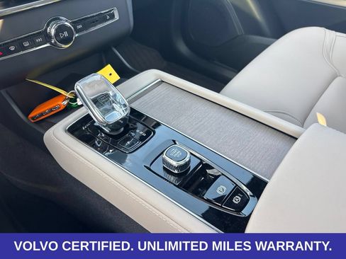 Certified 2026 Volvo XC90 B6 Plus w/ Protection Package Premier AWD/4WD image 20