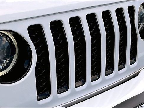 Used 2023 Jeep Gladiator Overland AWD/4WD image 34
