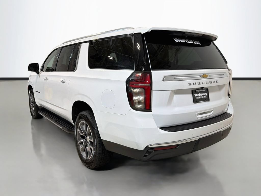 Used 2022 Chevrolet Suburban LT w/ LT Signature Package AWD/4WD image 7