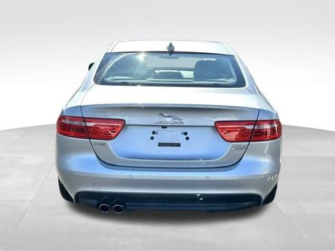 Used 2017 Jaguar XE Prestige image 6