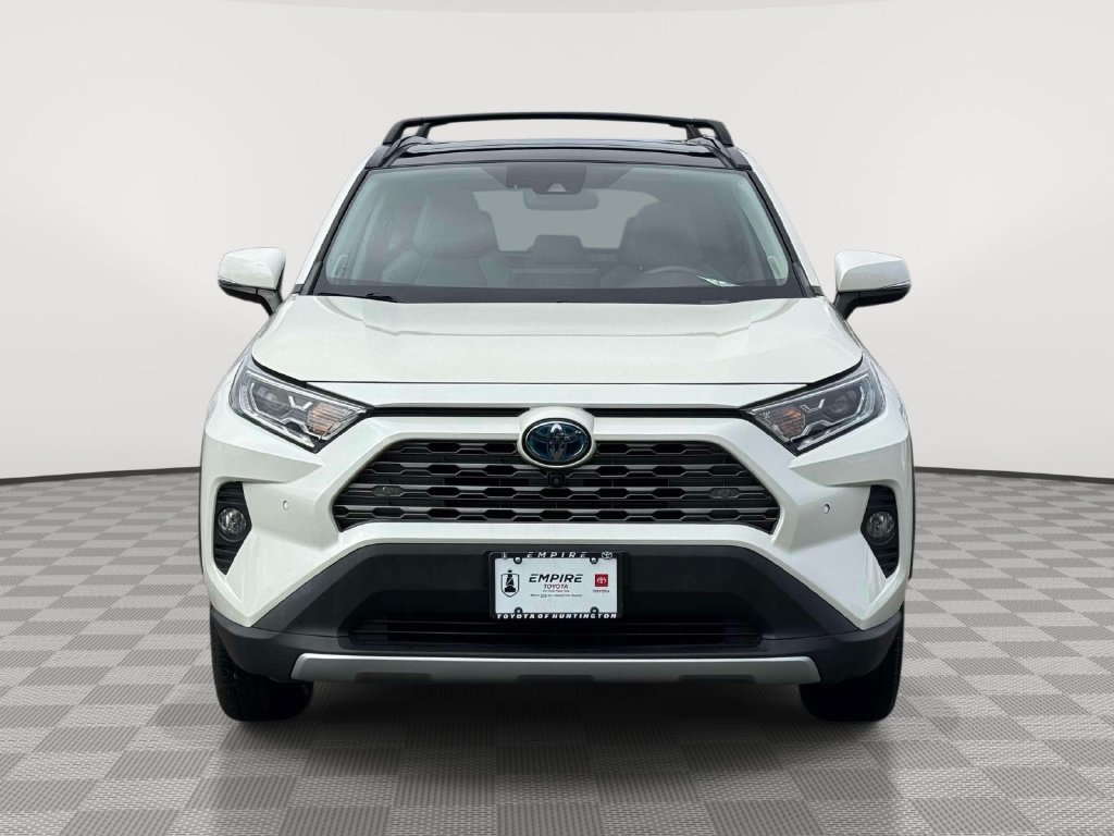 Used 2021 Toyota RAV4 Limited AWD/4WD image 2