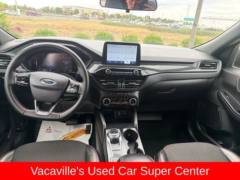 Used 2025 Ford Escape ST-Line FWD image 12