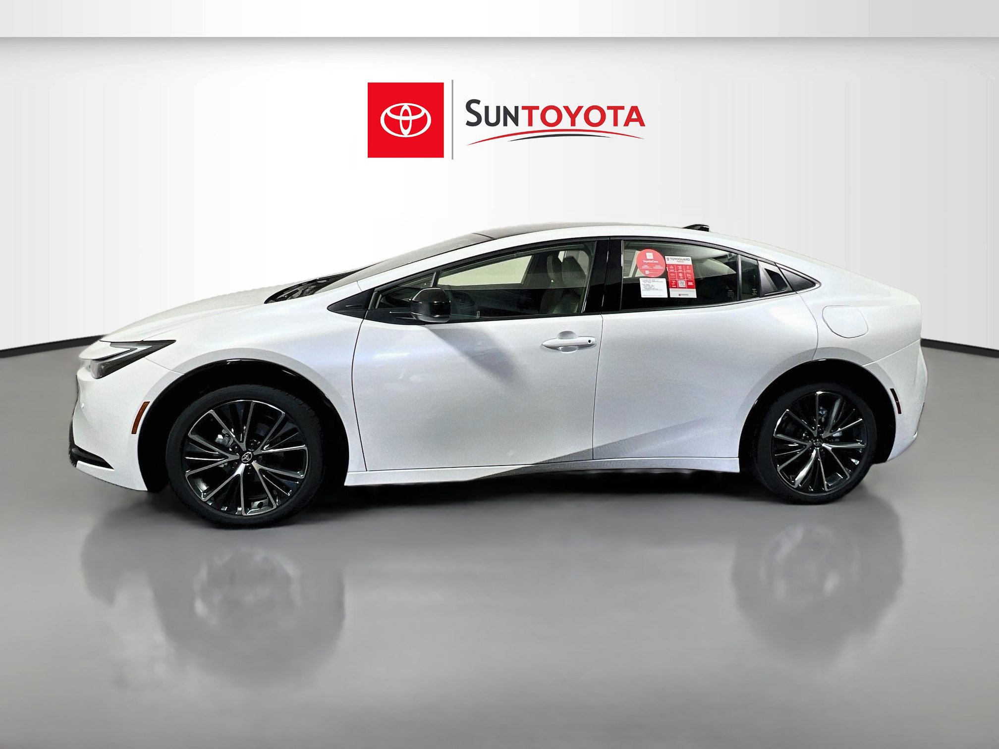 New 2027 Toyota Prius XLE FWD image 7
